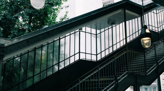 escalier extérieur en métal