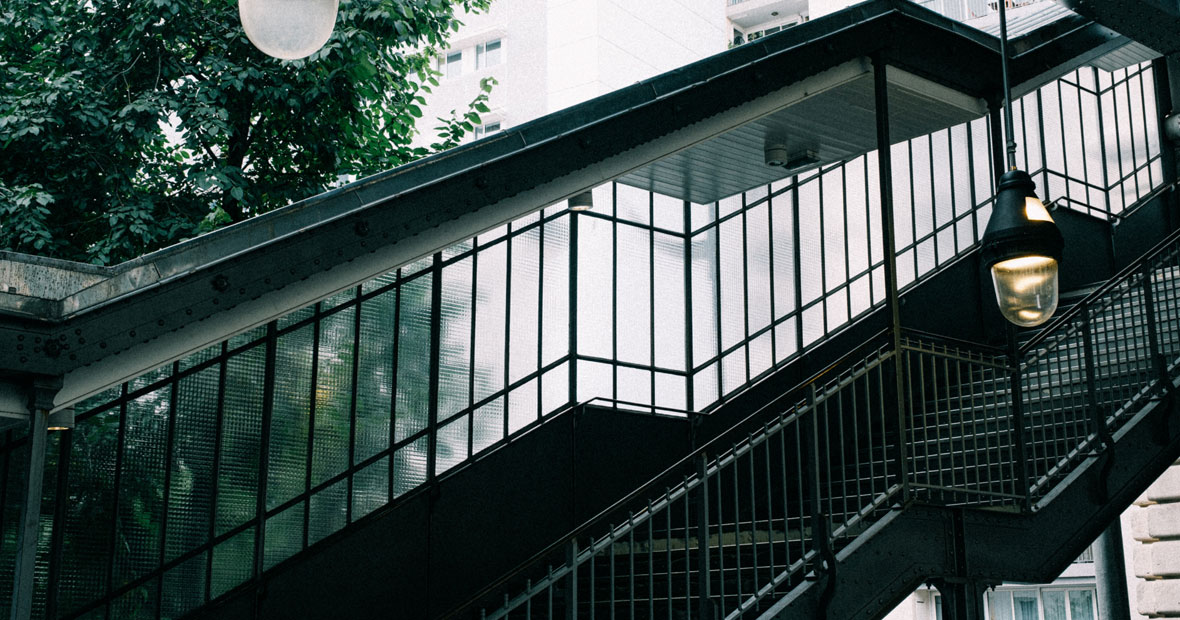 escalier extérieur en métal